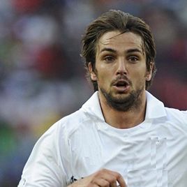 MU flatten QPR with Kranjcar