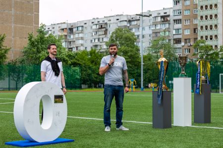 Трофеї київського «Динамо» – в гостях у Деснянського району столиці!