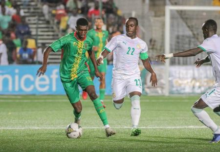 Самба Диалло вывел юношескую сборную Сенегала в финал турнира UFOA U20