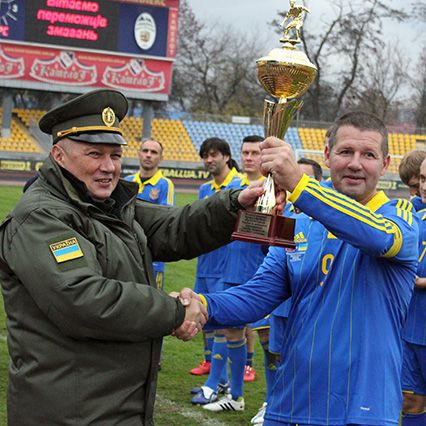 Динамівські зірки-ветерани зіграли з прикордонниками