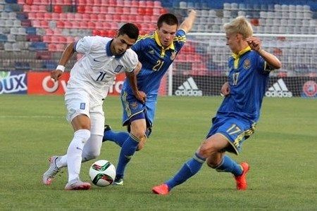 П'ятеро динамівців із Україною (U-19) стартували на Євро-2015 з поразки