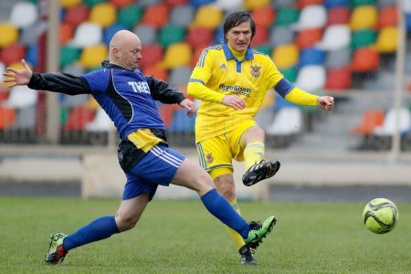 Екс-гравці «Динамо» зіграли проти викладачів ТНЕУ