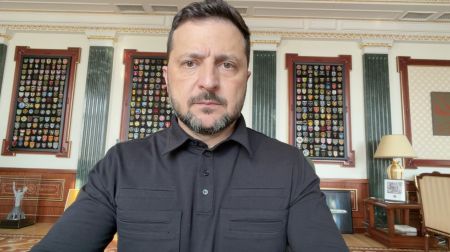 Важливо, щоб досвідчені командири отримували більше спроможностей діяти, будуть рішення на рівні корпусів та угруповань – звернення Президента