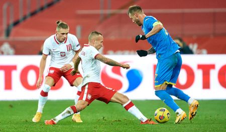 Two Dynamo players feature for Ukraine against Poland