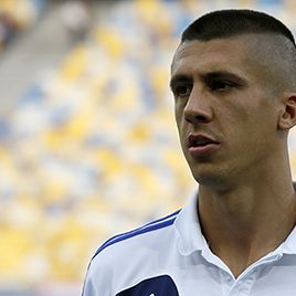 Yevhen KHACHERIDI signs new contract with Dynamo