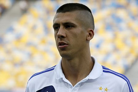 Yevhen KHACHERIDI signs new contract with Dynamo