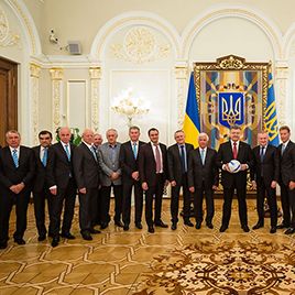 Президент України привітав «Динамо» Київ із нагоди 40-річчя великих європейських перемог!