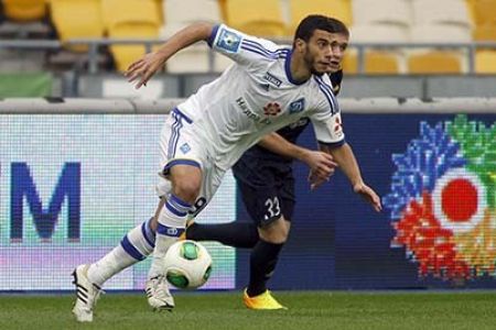 Dynamo need Younes BELHANDA