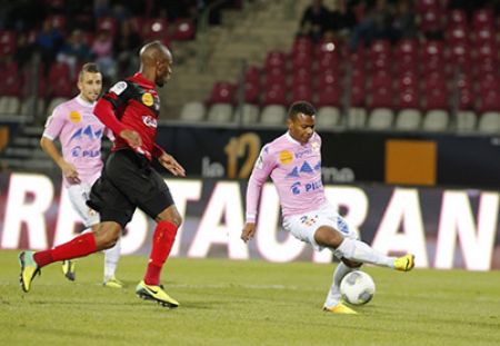 Evian with Escobar lose against Guingamp