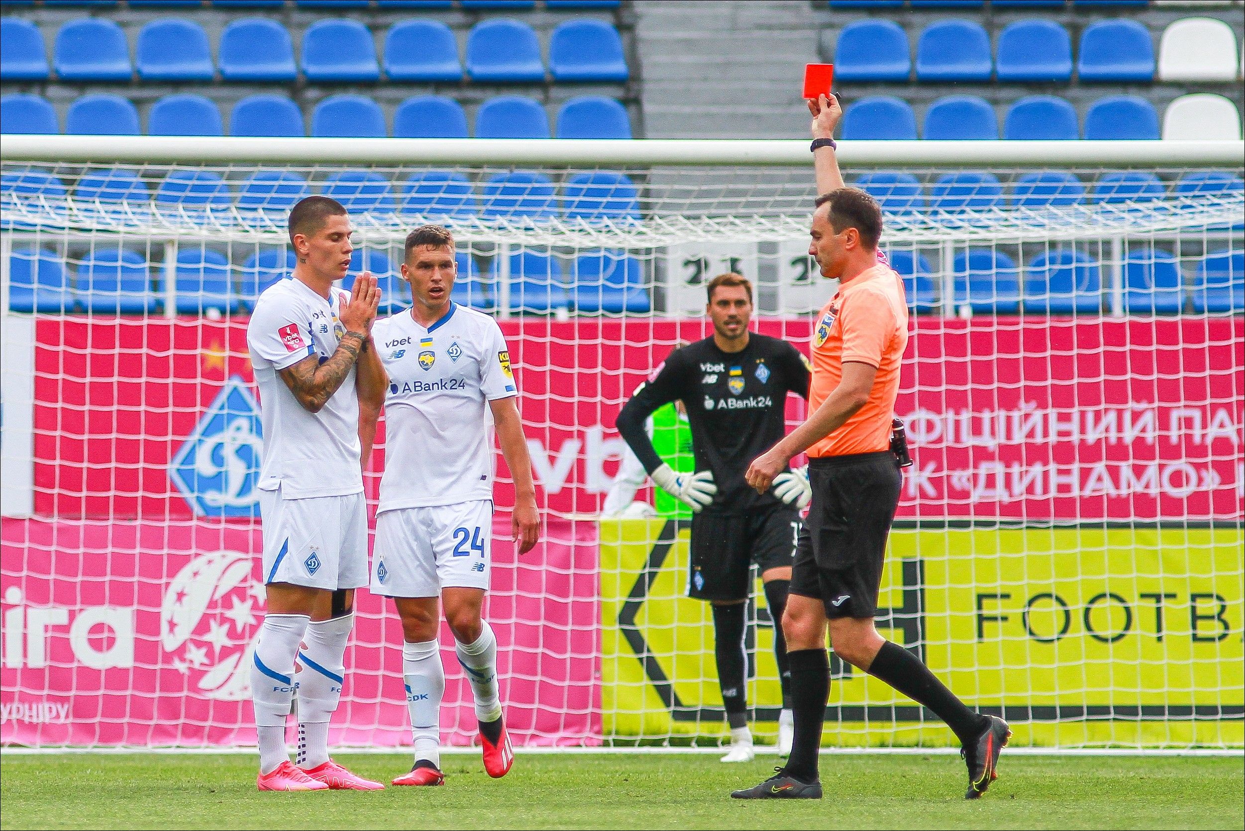 Denys Popov gets two-match suspension