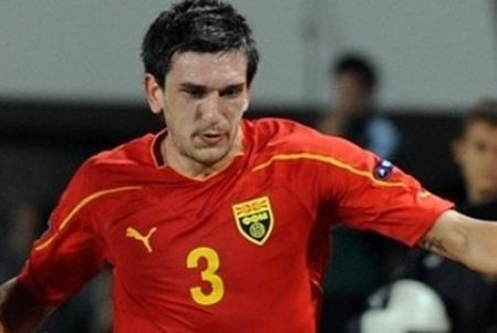 Goran POPOV suffers injury as Macedonia face Cameroon