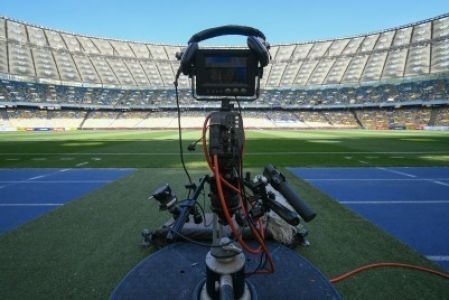 Dnipro-1 – Dynamo: broadcasting