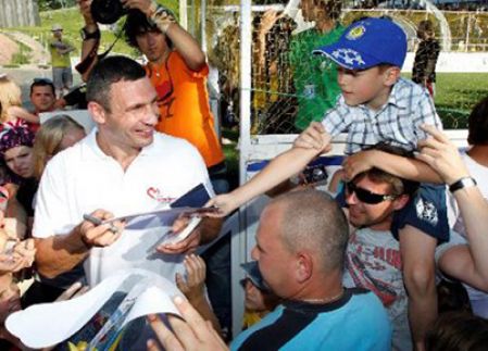 Vitaliy KLYCHKO: “I’ve been supporting Dynamo since childhood”