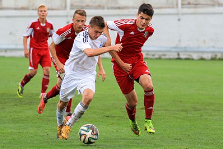 «Динамо» U-17 – срібний призер чемпіонату ДЮФЛ