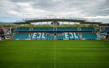 A. Le Coq Arena: домашній стадіон «Флори»