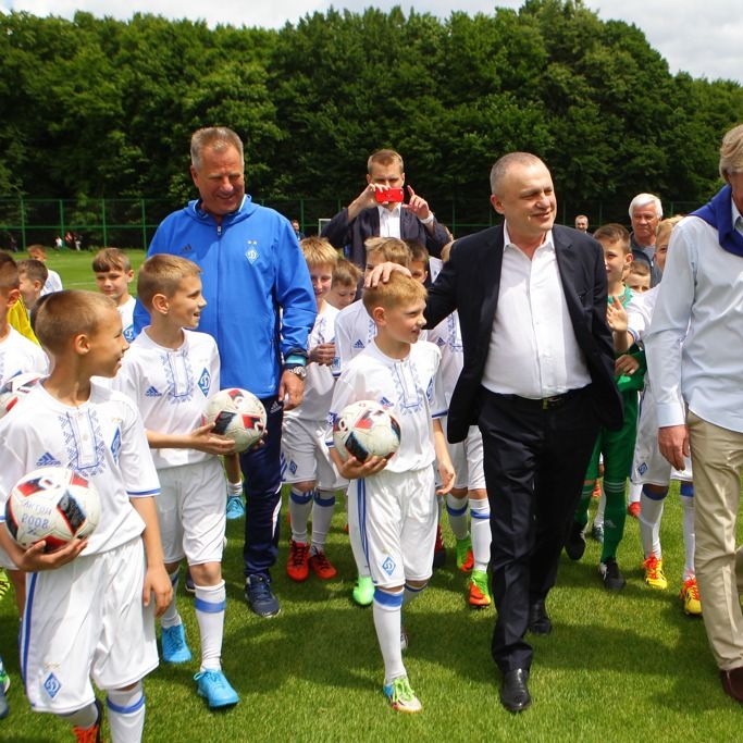 Ihor SURKIS opens new field for young players at Nyvky training complex