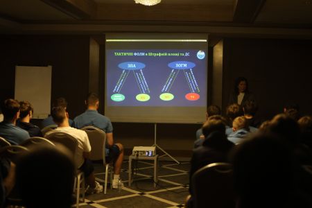 Лекція про сучасні тенденції у трактуванні правил від голови Комітету арбітрів УАФ