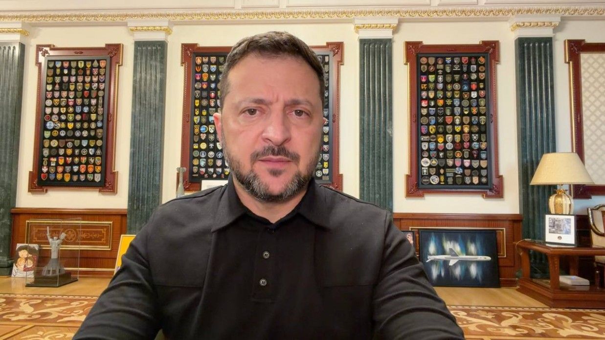 Уряд нашої держави буде працювати над необхідними зараз заходами реагування на російську тактику – на їхні спроби виснажити цивільне життя в Україні – звернення Президента