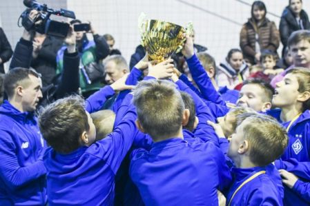 Dynamo U-10 finish second at Dynamo football school coaches memorial tournament