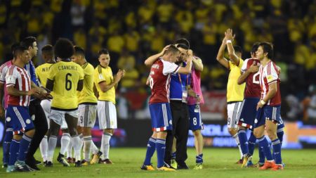 Paraguay with Gonzalez grab the winner late in the game and preserve chances to reach World Cup finals