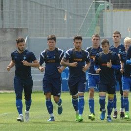 Dynamo U-21 getting ready for match against Oleksandria with the first team