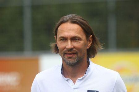 Григорій Суркіс привітав Ігоря Костюка з ювілеєм