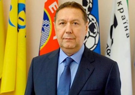 Президент ФФУ поздоровив Григорія Суркіса