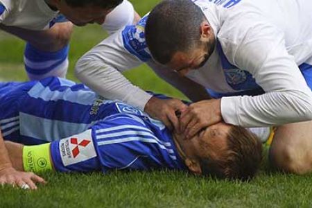 Oleh HUSIEV suffers severe injury as Dynamo face Dnipro