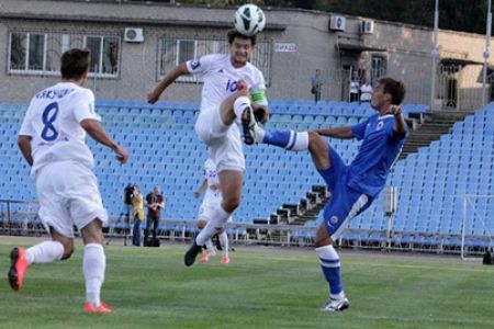 Six Kyivans help Hoverla to defeat Illichivets