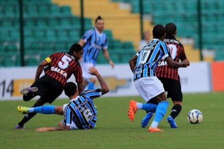 Dudu and Gremio start Campeonato Brasileiro with defeat