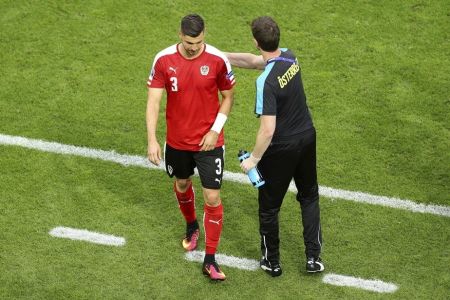 Драгович не дограв матч Євро-2016 в якому Австрія програла Угорщині