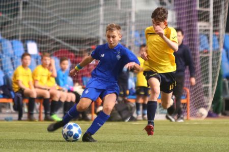 «Динамо» (U13) стартувало з двох перемог на турнірі Minsk Cup