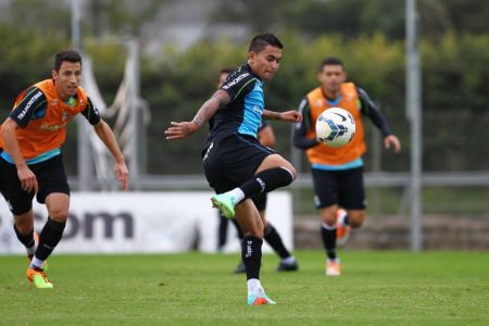 Gremio with Dudu defeat Botafogo