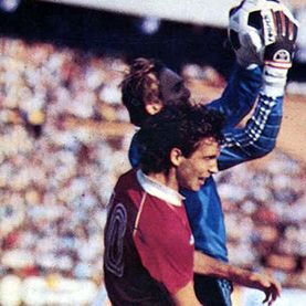 Oleh Protasov against… Dynamo Kyiv