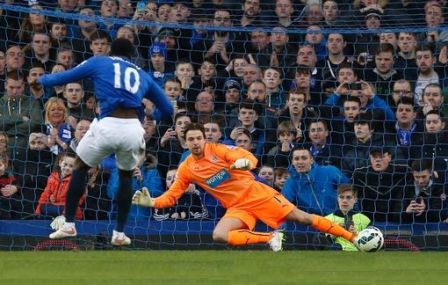 Everton flatten Newcastle after the first match against Dynamo
