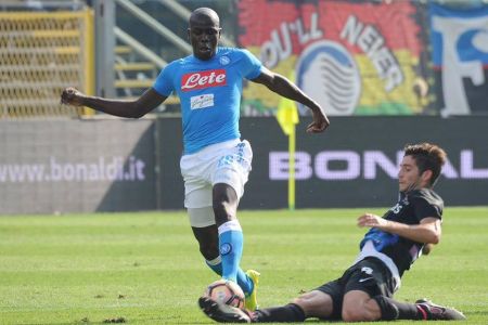 Napoli lose Serie A game and keep lacking behind Juventus