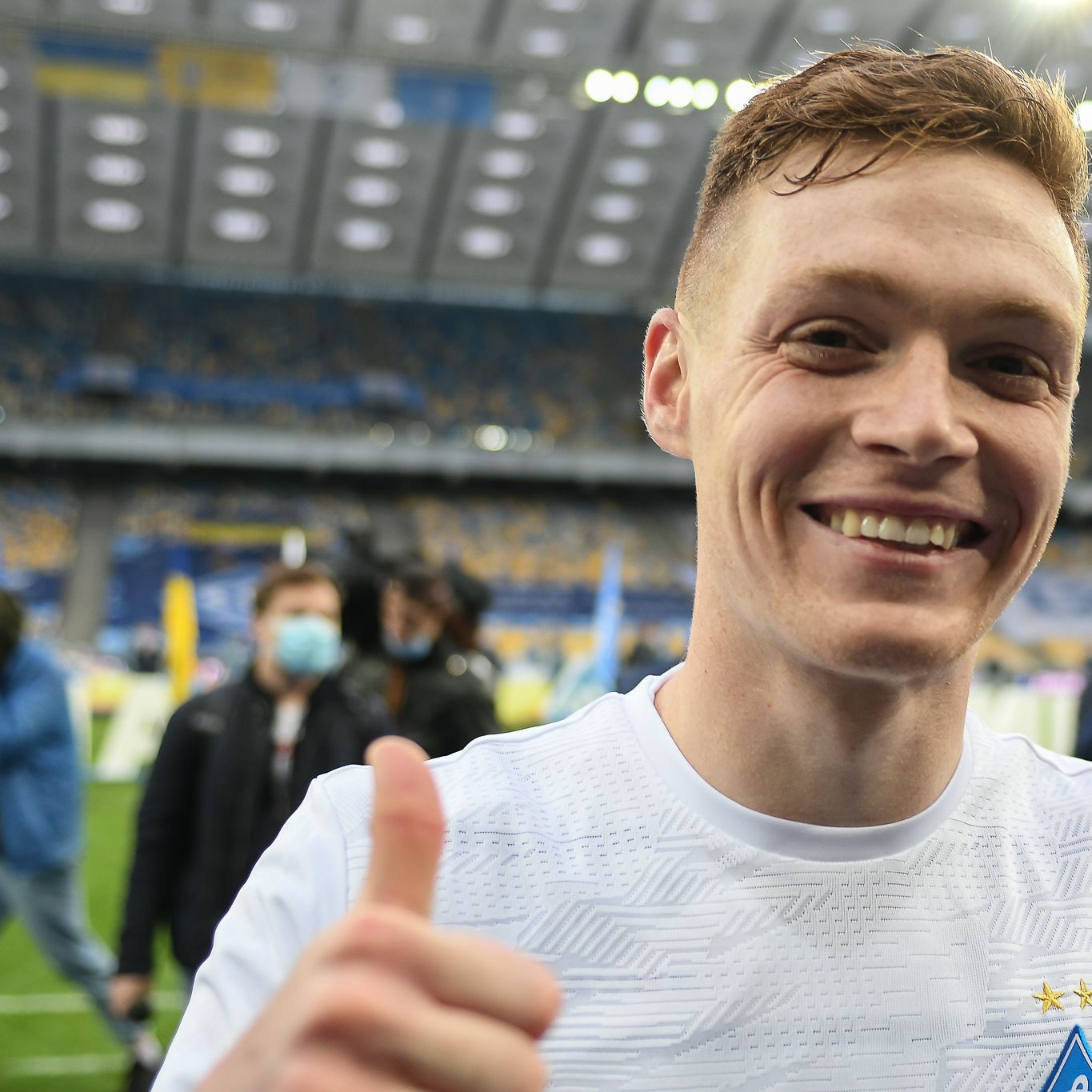 Ювілейні голи Циганкова та Бєсєдіна