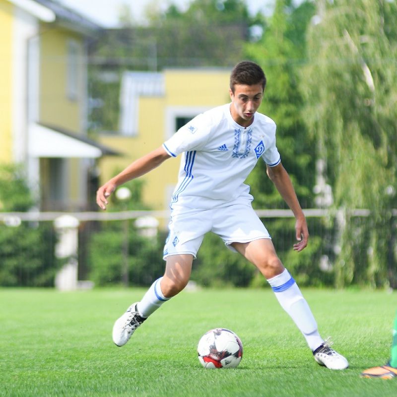 Чемпіонат ДЮФЛУ U-14. 1/2 фіналу. «Динамо» – «Карпати» – 2:0