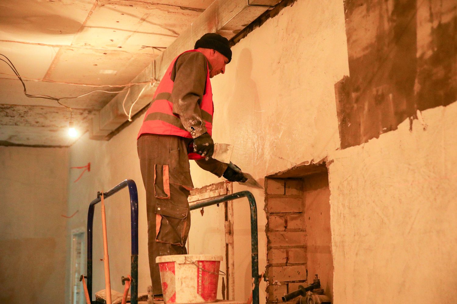 «Динамо» допомагає відновити зруйноване відділення лікарні в Чернігові