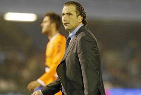 Valencia head coach: “It’s difficult for us to play three matches a week”