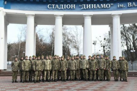 На стадіон «Динамо» завітав Президентський полк