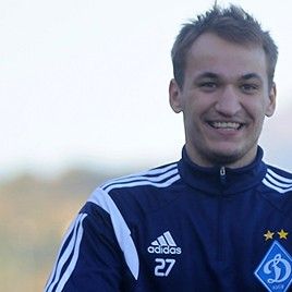 Yevhen Makarenko getting ready for the game against Chornomorets