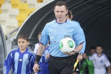 Holovkov – Dynamo vs Olimpik match referee