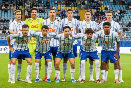 З «Карабахом» зіграємо в біло-синій формі