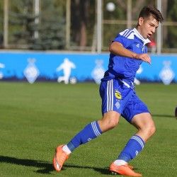 Mykyta KRAVCHENKO prolongs his contract