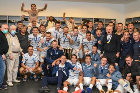 Super Cup victory: emotions from locker-room (VIDEO)