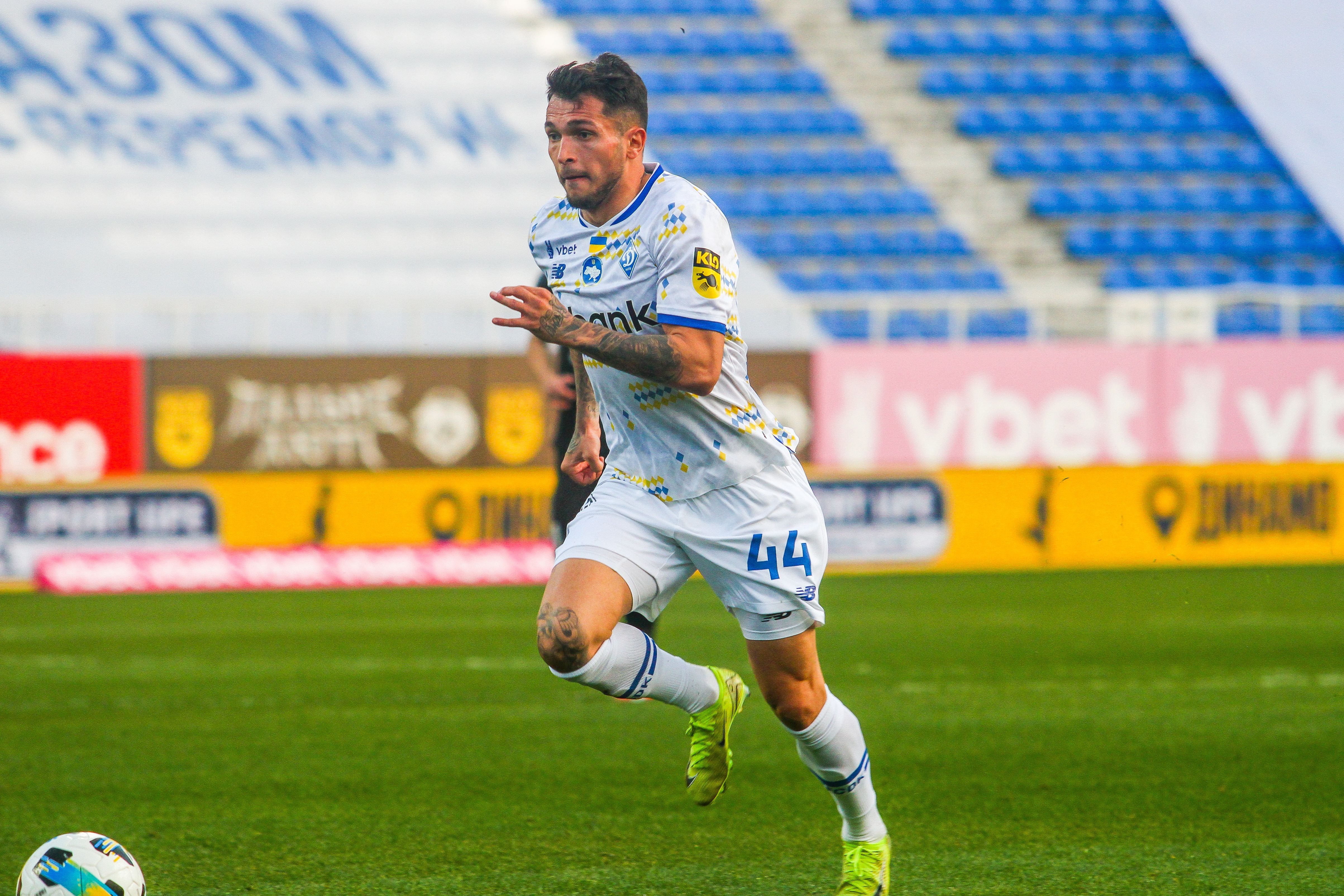 Vladyslav Dubinchak called up to the national team