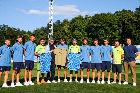 Динамівці долучилися до ультрамарафону в рамках благодійної ініціативи UltraUkraine