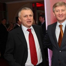 Rinat Akhmetov to Ihor Surkis: “I wish You good health, optimism and sanity!”