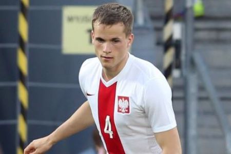 Kedziora makes his debut for Poland